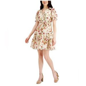 Taylor Romantic Floral Puff Sleeves Cascade Lace V-Neckline Size 14 Dress